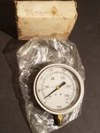 NEW-MARSHALLTOWN-GAUGE-0-200-PSI-& Kpa 3-1/2" Liquid Filled 1/4" Npt Male Connec. Fixed Price $31.99.